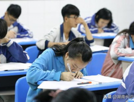 柳州中考可以复读吗: 再次备战中考，为梦想努力