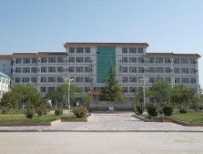 嘉祥县萌山高考补习学校: 精英教育的摇篮